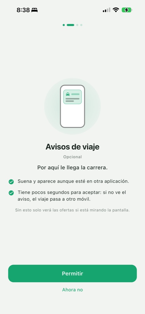 Pantalla del asistente pidiendo el permiso de avisos de viaje